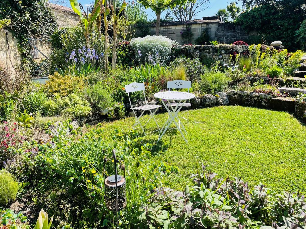 La Vigne D'Or Bed and Breakfast Teuillac Exteriör bild