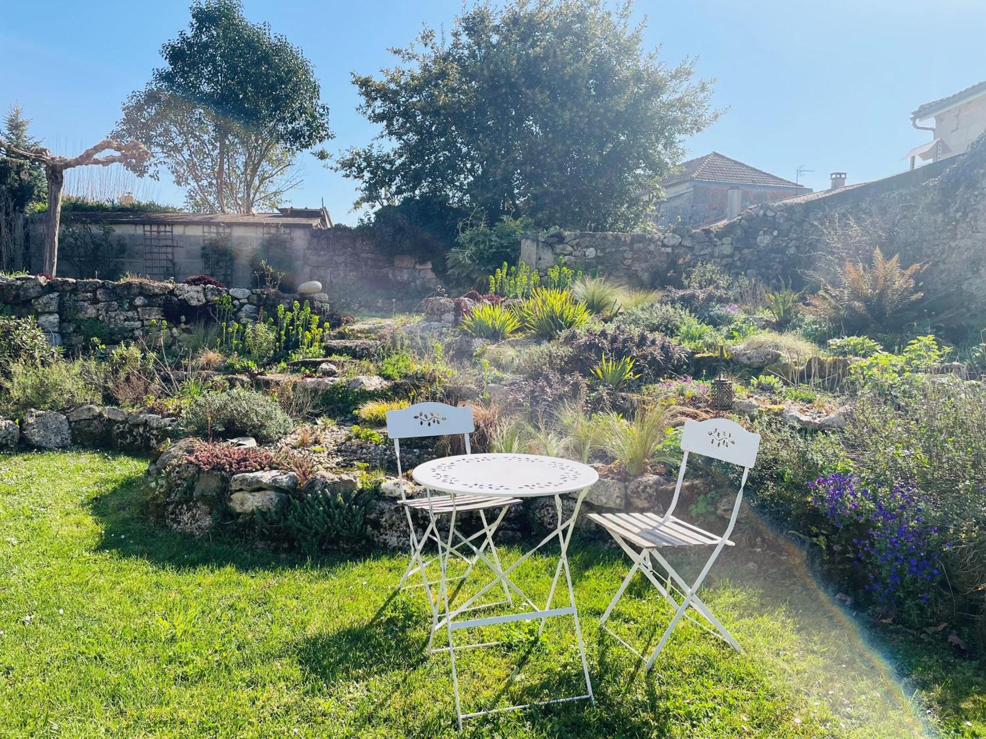La Vigne D'Or Bed and Breakfast Teuillac Exteriör bild